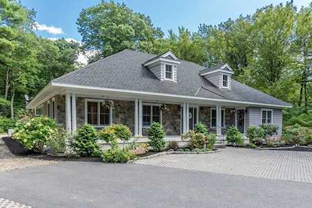 10 Pine Plain Rd Georgetown, MA 01833