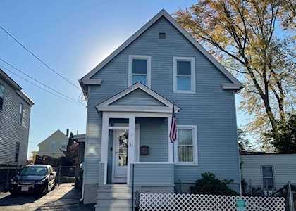 31 Boisvert St Lowell, MA 01850