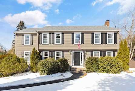 32 Olympic Lane North Andover, MA 01845