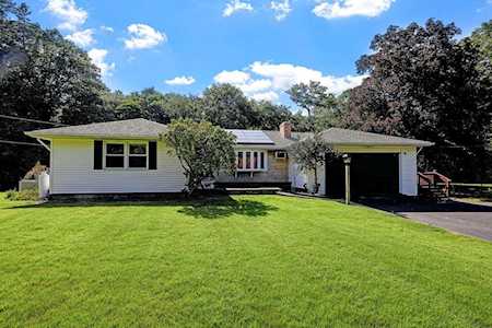 28 1st Street Rehoboth, MA 02769