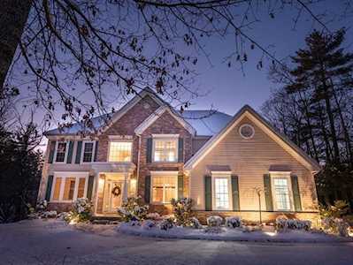19 Beechwood Circle Northborough, MA 01532