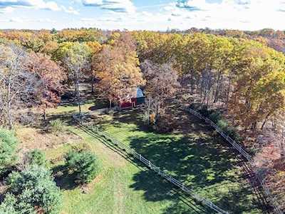 23 Brookfield Rd North Brookfield, MA 01535