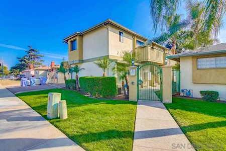 201 Twin Oaks Ave #5 Chula Vista, CA 91910