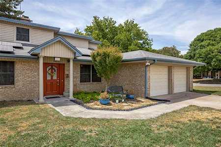 4200 Watkins Court Benbrook, TX 76116