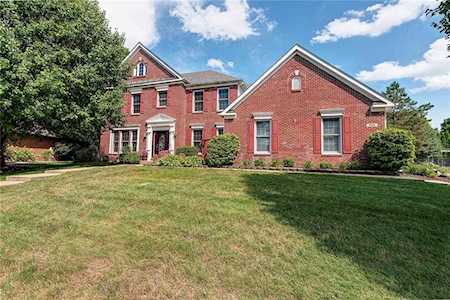 1523 Thames Dr Greenwood, IN 46143