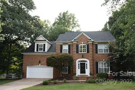 126 Monterey Dr Mooresville, NC 28117