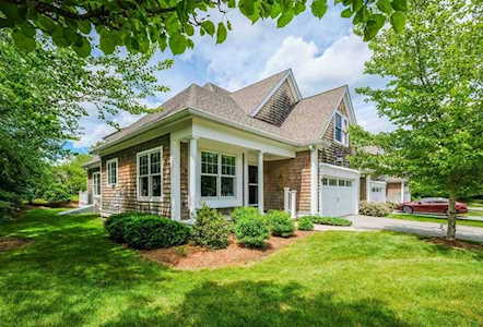 28 Hastings Way #28 Wayland, MA 01778