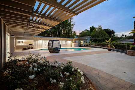 1933 Lejos Dr Escondido, CA 92025