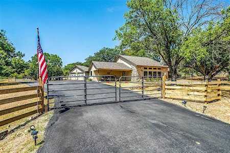 3817 Easy Street Alvarado, TX 76009