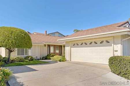 1127 Los Campaneros San Marcos, CA 92078