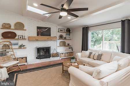 9 Tinder Box Terrace Marlton, NJ 08053