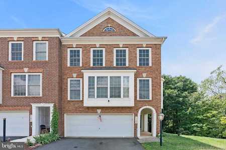 21809 Ladyslipper Square Ashburn, VA 20147
