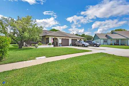 12010 Suellen Circle Wellington, FL 33414