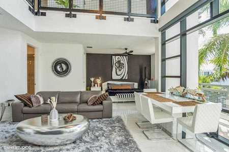 365 SE 6th Avenue #307 Delray Beach, FL 33483