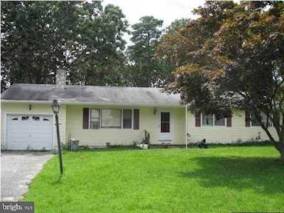 303 Pine Forest Ln Forked River, NJ 08731