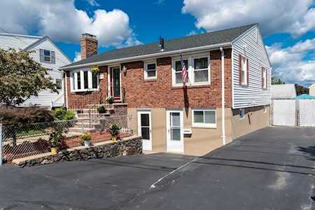 179 Rumney Rd Revere, MA 02151