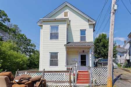 33 England St Lowell, MA 01852