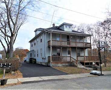 26 Boston St Uxbridge, MA 01569