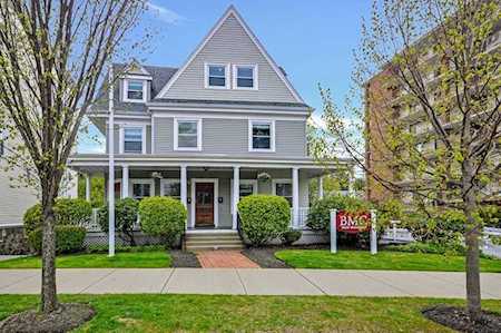 376-378 Mass Avenue Arlington, MA 02474