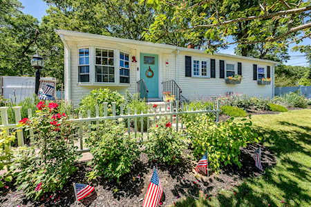 31 Seacoast Shores Boulevard East Falmouth, MA 02536