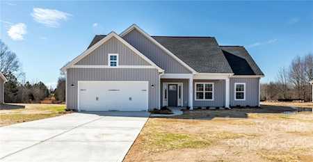 2223 Smith Rd Clover, SC 29710