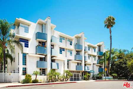 5350 White Oak Ave Encino, CA 91316