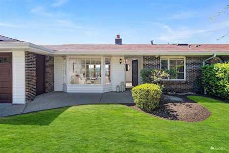 4539 132nd Ave SE Bellevue, WA 98006