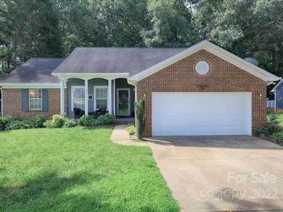 9518 Errington Ln Mint Hill, NC 28227