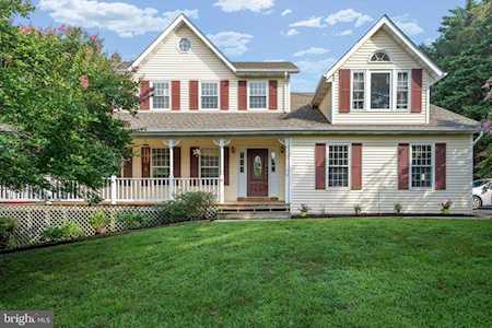 925 Caravan Trl Owings, MD 20736