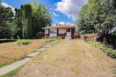 611 White Bear Avenue N Saint Paul, MN 55106