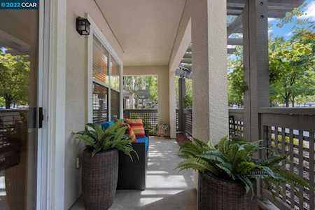 1860 Tice Creek Dr Walnut Creek, CA 94595