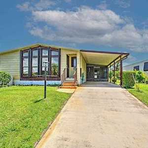 7775 SE Independence Avenue Hobe Sound, FL 33455