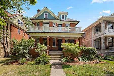 739 Delaware St Detroit, MI 48202