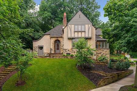 825 Kenwood Parkway Minneapolis, MN 55403