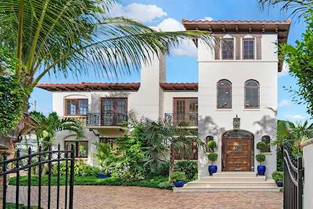 300 Valencia Road West Palm Beach, FL 33401