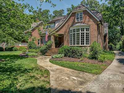 1145 Bolling Rd Charlotte, NC 28207