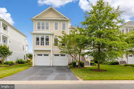 11436 Maid At Arms Ln Berlin, MD 21811