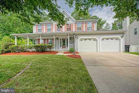 19 Red Bank Dr Sicklerville, NJ 08081