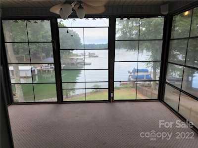4180 Soaring Ct Sherrills Ford, NC 28673
