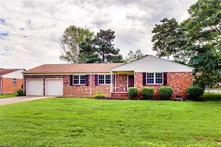 5816 Hedgerow Ln Portsmouth, VA 23703