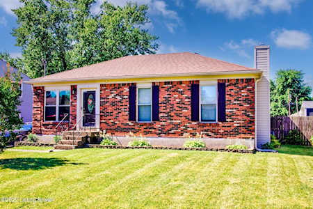 3706 Arcadia Ct Louisville, KY 40229