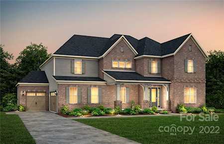 905 Travers Ct Wesley Chapel, NC 28110