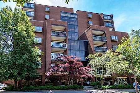 1265 Beacon St #801 Brookline, MA 02446