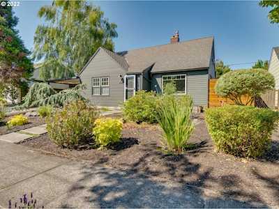 7057 N Dwight Ave Portland, OR 97203