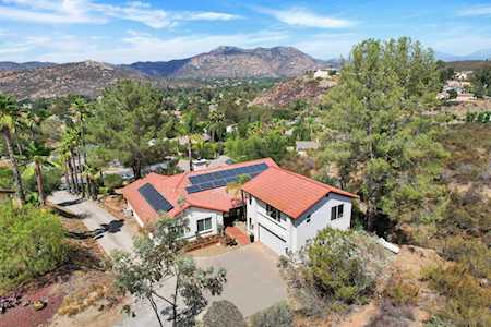 23969 Nectar Way Ramona, CA 92065