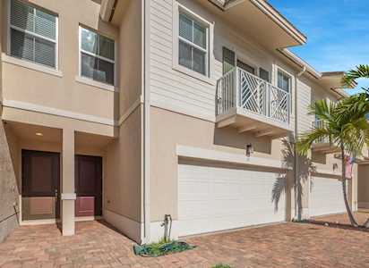 75 Dogwood Court Royal Palm Beach, FL 33411