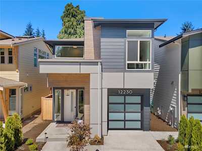 12230 NE 73rd St Kirkland, WA 98033