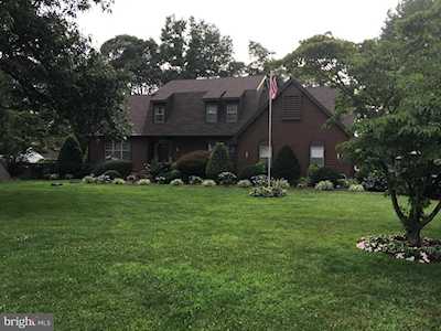 57 Blairs Pond Rd Houston, DE 19954