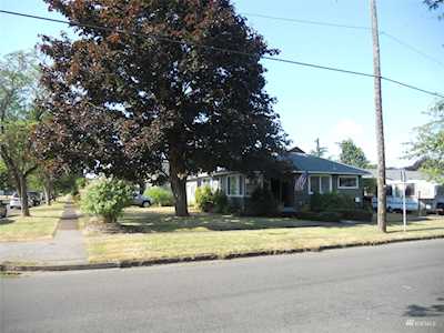 1071 19th Ave Longview, WA 98632