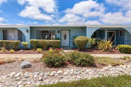 3512 Pear Blossom Dr Oceanside, CA 92057